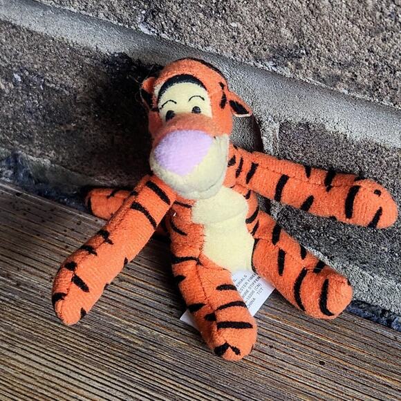 DISNEY WINNIE THE POOH TIGGER PIGLET PLUSH BUNDLE POOH BEAR - Picture 4 of 7